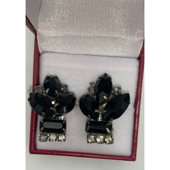 Vintage Silver Tone Black And Clear rhinestone clip on earrings - Picture 3 of 5